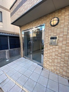 メープル神戸住吉のエントランス