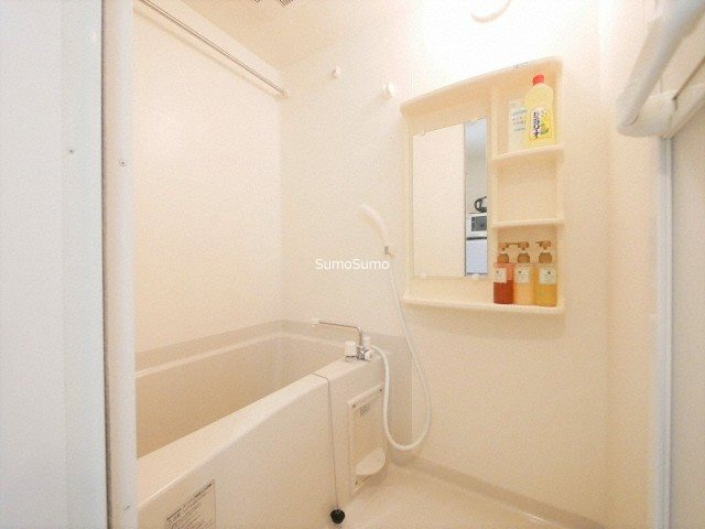 プレサンス堺筋本町フィリアの浴室