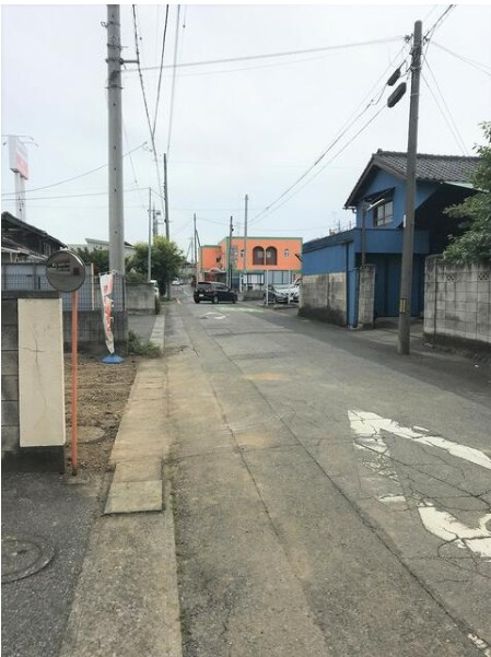 館林市 松原１丁目（館林駅） 住宅用地の前面道路含む現地写真