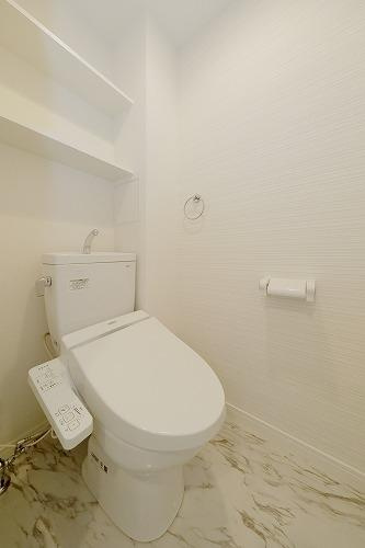 Y.T.アンパサンドのトイレ