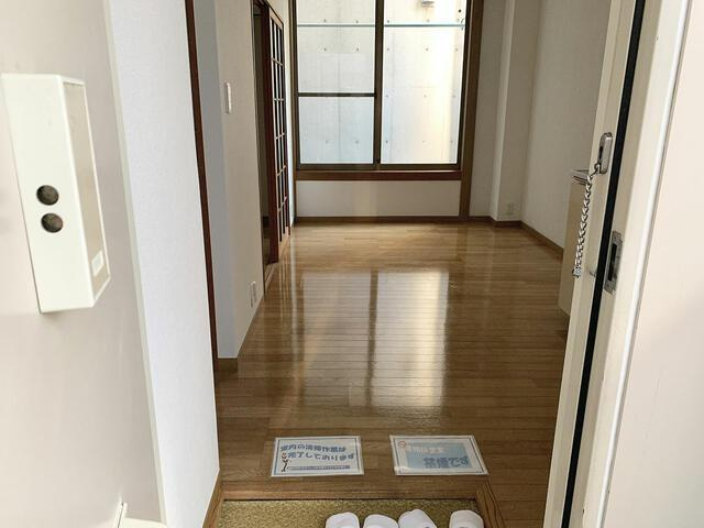 メヌエットオマタの玄関