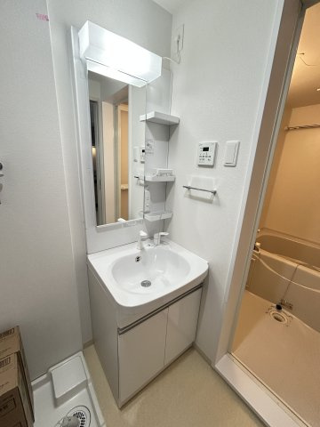 CALMEの洗面所