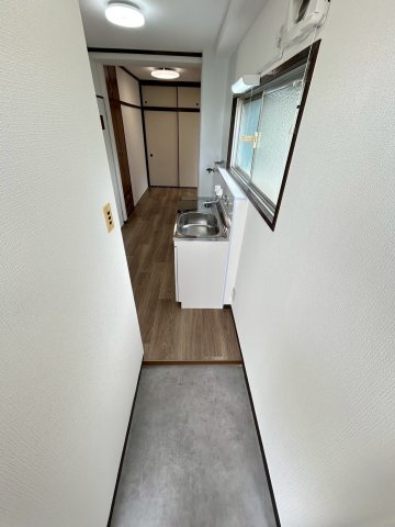 みやマンションの玄関