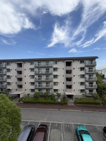 名谷25団地102号棟の展望