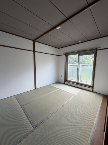 名谷25団地102号棟の寝室