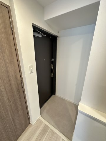 ルフォンプログレ南森町の玄関