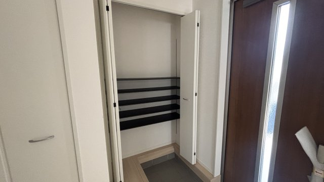 沖野上町３丁目　2/2の収納