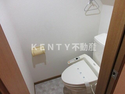 【トイレ】 | 南千束３丁目戸建 | 落ち着いたトイレです