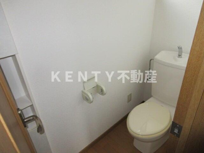 【トイレ】 | 南千束３丁目戸建 | 落ち着いたトイレです