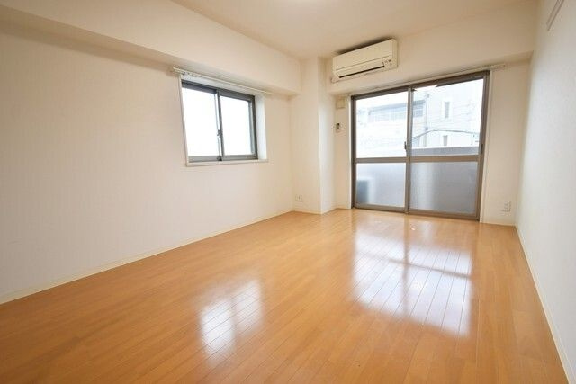 Ｆｌａｔ豊岡通の居間・リビング