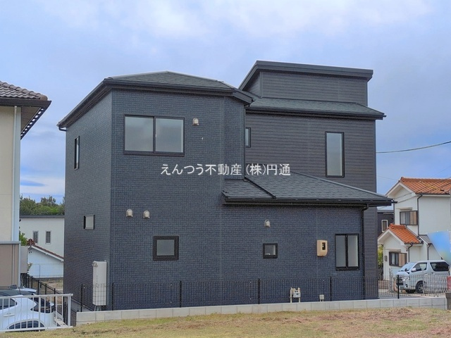 ブルーミングガーデン三本木町廻間の外観