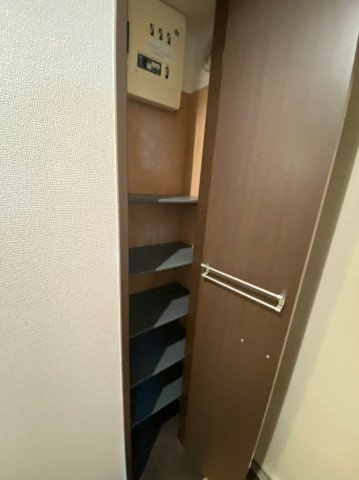 鳥居西アベニュー　名古屋市賃貸　仲介手数料無料の玄関