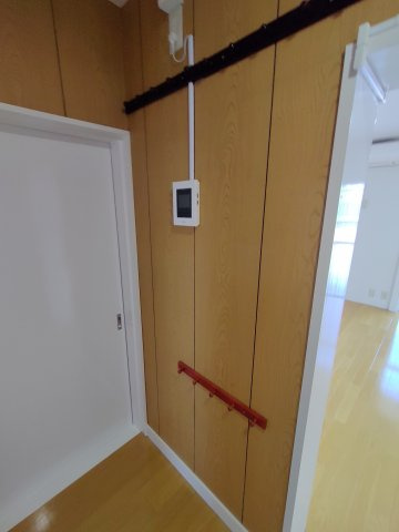 【玄関】 | 藤本ハイツ | 別部屋写真です。