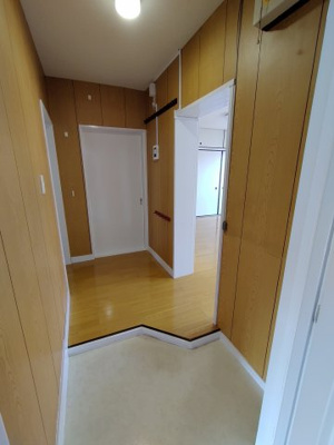 【玄関】 | 藤本ハイツ | 別部屋写真です。