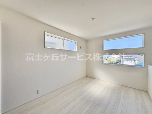 【子供部屋】 | 豊橋市佐藤4丁目 新築一戸建て 3号棟 | お子さんと一緒に遊べます