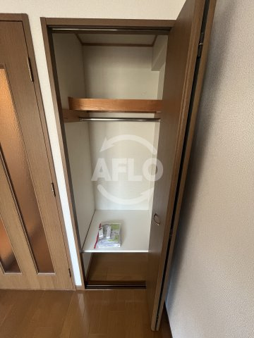 ストリーム江坂の収納|ストリーム江坂　クローゼット