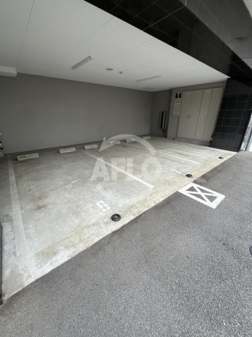 エスリード新大阪ヴェルデの駐車場|エスリード新大阪ヴェルデ　駐車場