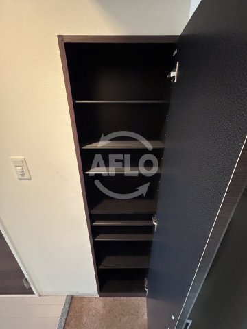 フレンシアノイエ東三国の内装|フレンシアノイエ東三国　シューズボックス