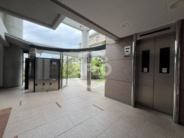 カルム千里山土井のロビー|ロビー