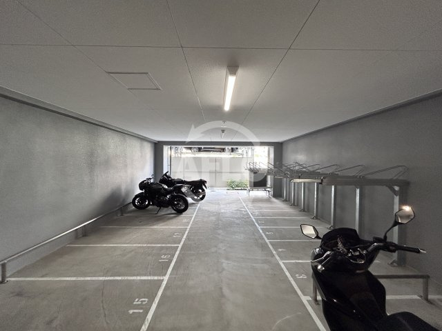 セレニテ江坂ミラクの設備|セレニテ江坂ミラク　バイク置き場
