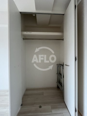 セレニテ西中島アリア壱番館の収納|セレニテ西中島アリア壱番館　クローゼット