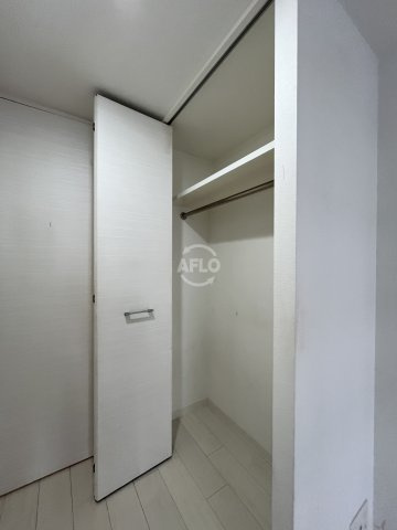 S-RESIDENCE新大阪WESTの収納|S-RESIDENCE新大阪WEST　クローゼット