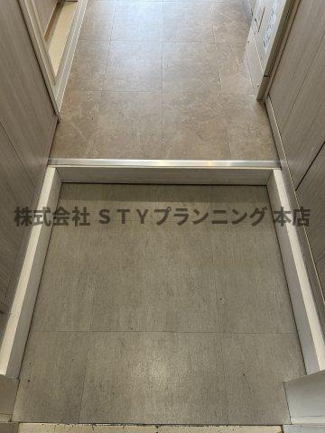 仲介手数料０円！アーツ南山の玄関