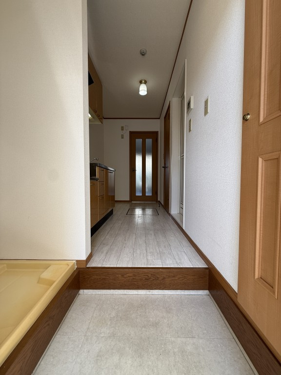 グローリー1番館の玄関