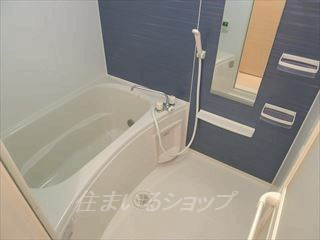 アンリアンの浴室|追い焚き・浴室暖房乾燥機・窓あり
