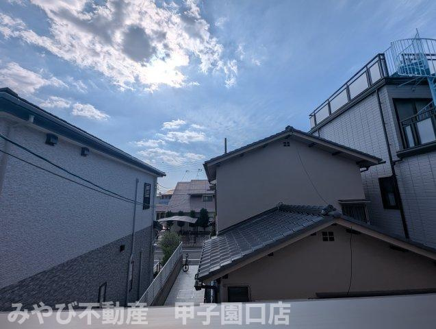 CROUD甲子園里中町の展望
