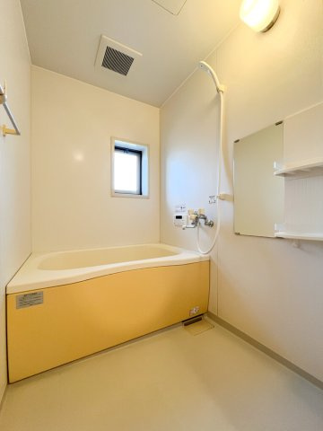 福岡市早良区次郎丸３丁目のアパートの浴室|お風呂です