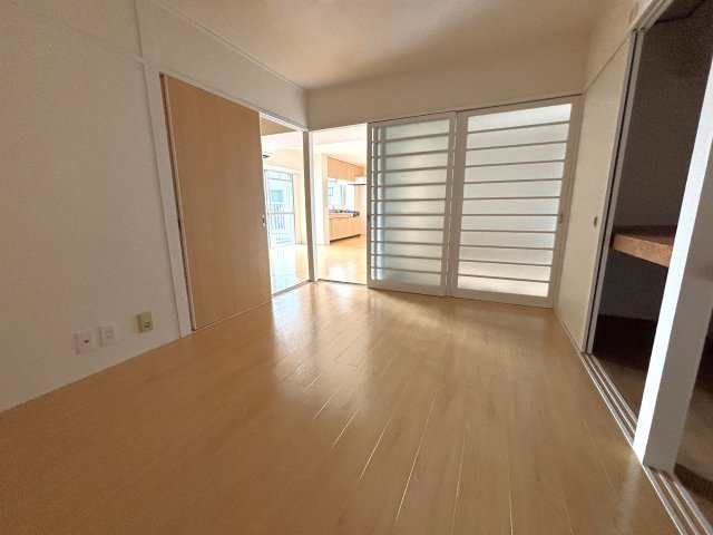 てんぐ屋西新ビルの洋室|きれいな洋室です