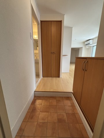 てんぐ屋西新ビルの玄関|シンプルで使いやすい玄関です