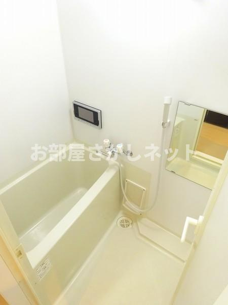 ＡＸＡＳ西高島平【おとり物件なし】#学生・社会人にオススメ！初期費用分割払いOK！の浴室