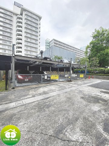 クレドラテース白河の駐車場