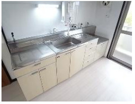 新多聞第3住宅208号棟のキッチン