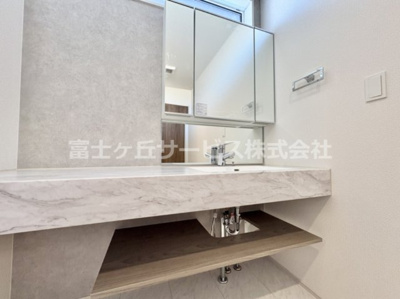 【独立洗面台】 | 豊橋市佐藤4丁目 新築一戸建て 4号棟 | 使いやすい独立洗面台です