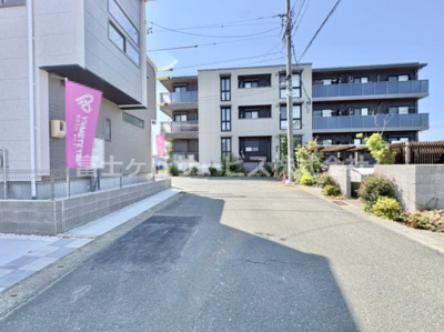 【前面道路含む現地写真】 | 豊橋市佐藤4丁目 新築一戸建て 4号棟 | 前面道路含む現地写真です