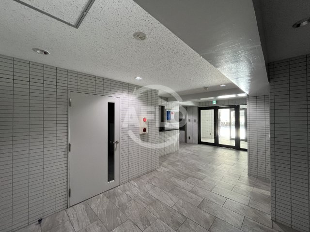 Uresidence新大阪のロビー|Uresidence新大阪　ロビー
