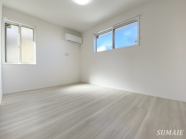 ヴィアレット　Ⅷの洋室|角部屋です！
