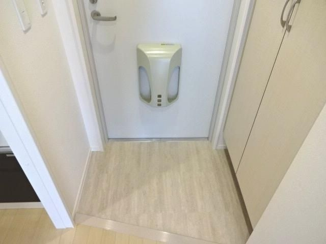 ソレイユ・ルヴァン赤坂の玄関