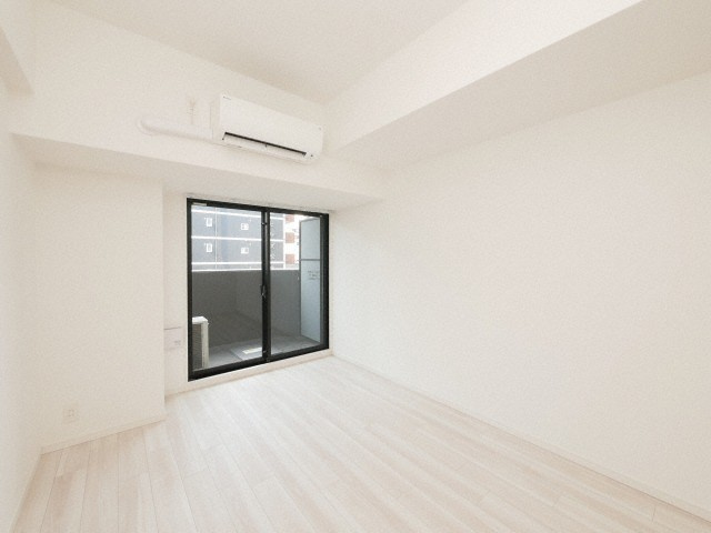 S-RESIDENCE堺筋本町Unoの洋室