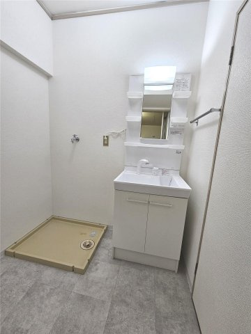 足立インターハイツの洗面所