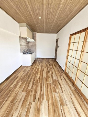 足立インターハイツの居間・リビング