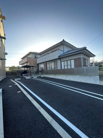 アムール京町の駐車場