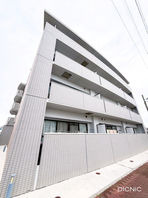 パインプロス