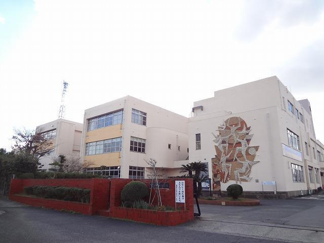 プランドール馬場山の周辺