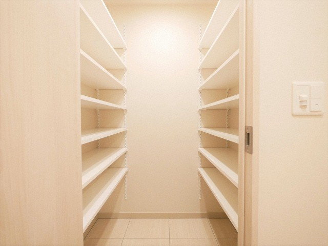 OPUS RESIDENCE SHINSAIBASHI SOUTHの収納