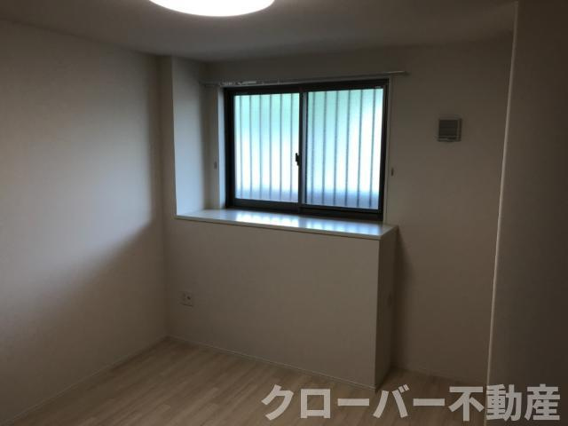 MARUKATSU UTAZUの内装|洋室