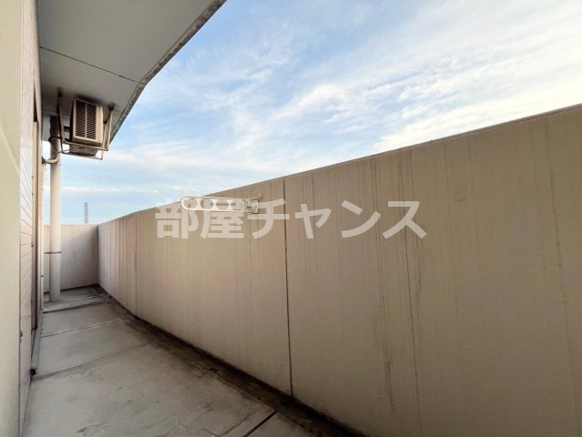 アーバンフラッツ新栄(旧La　Douceur新栄)のバルコニー